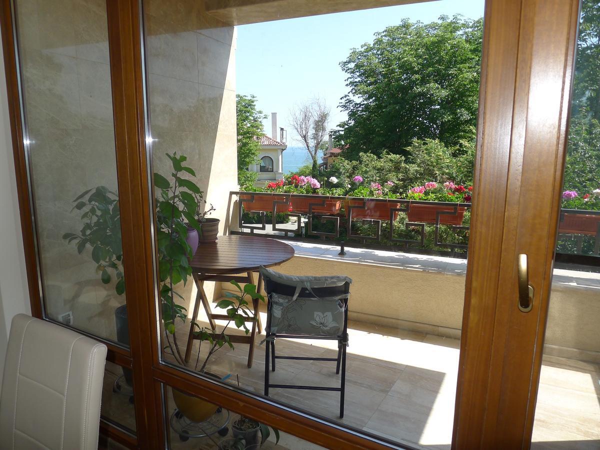 Sea Garden Lux Apartment Варна Экстерьер фото